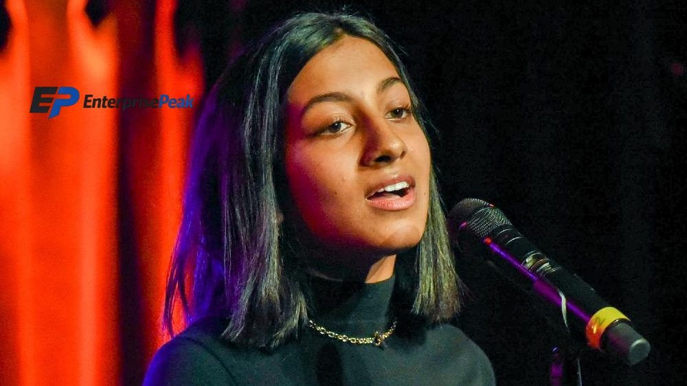 Lara Raj