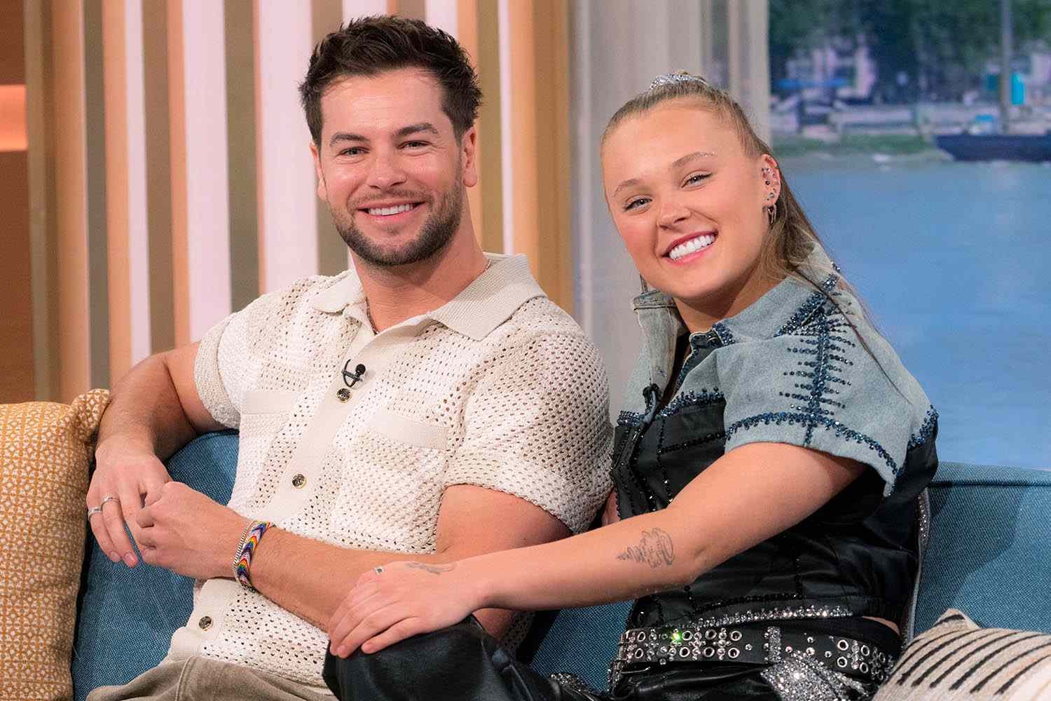 JoJo Siwa Chris Hughes