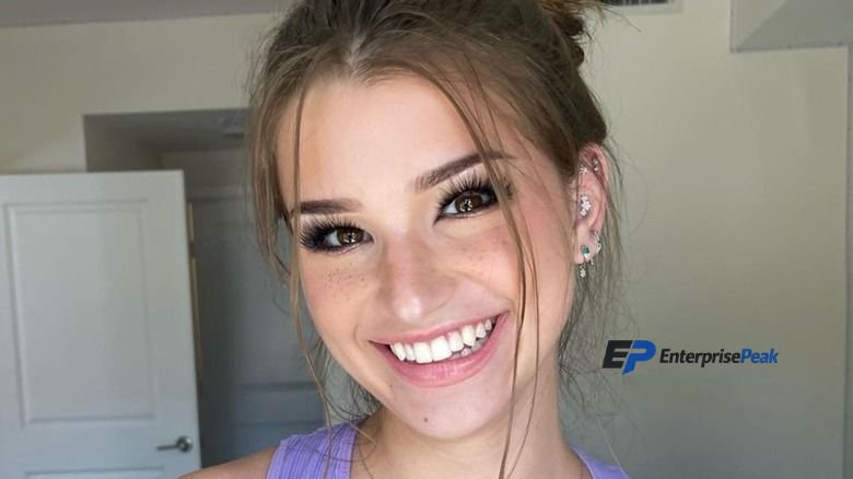 Brooke Monk Age