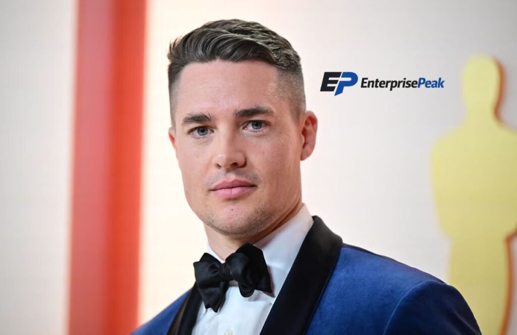 Alexander Dreymon Height